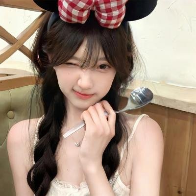 玄学老祖穿八零，搬空全家去寻夫